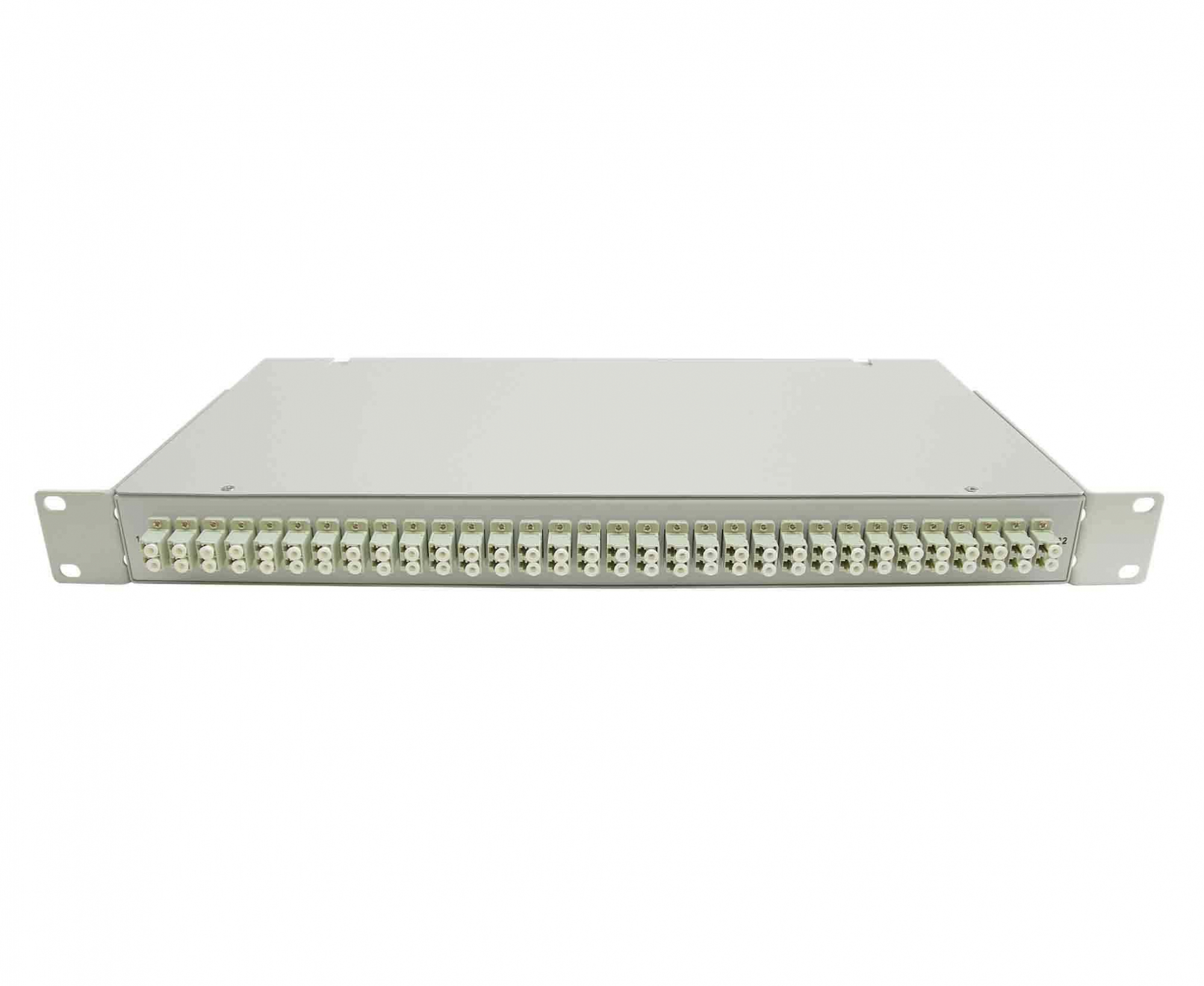 Кросс стоечный оптический Vimcom 19'' укомплектованный 1U, 64 порта LC/UPC, 9/125 мкм (сплайс-кассета, пигтейлы, адаптеры, КДЗС), сплошная панель, серый.